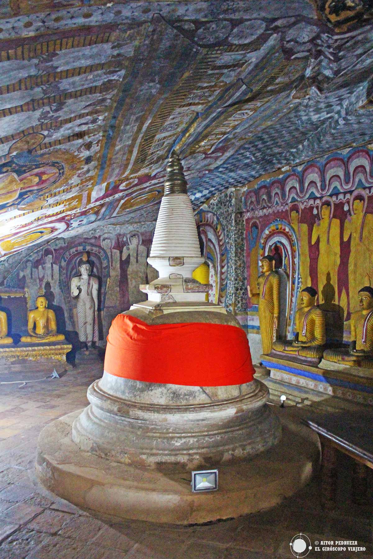 Estupa de la Cueva 4 de Dambulla