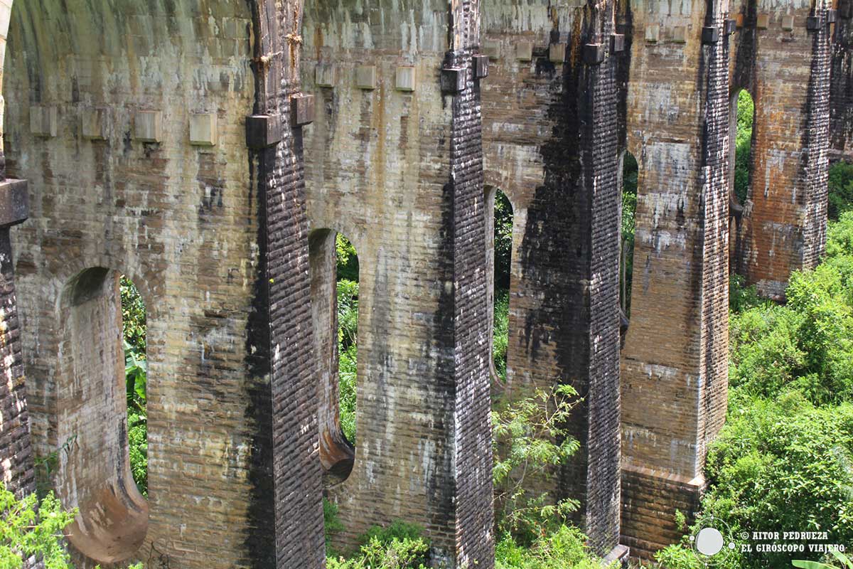 Pilares que sujetan los 9 arcos del puente