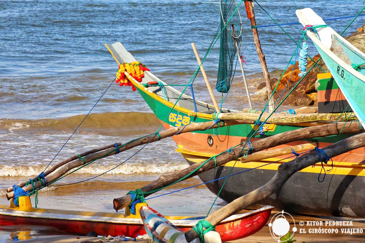 Barcas de pescadores en Galle