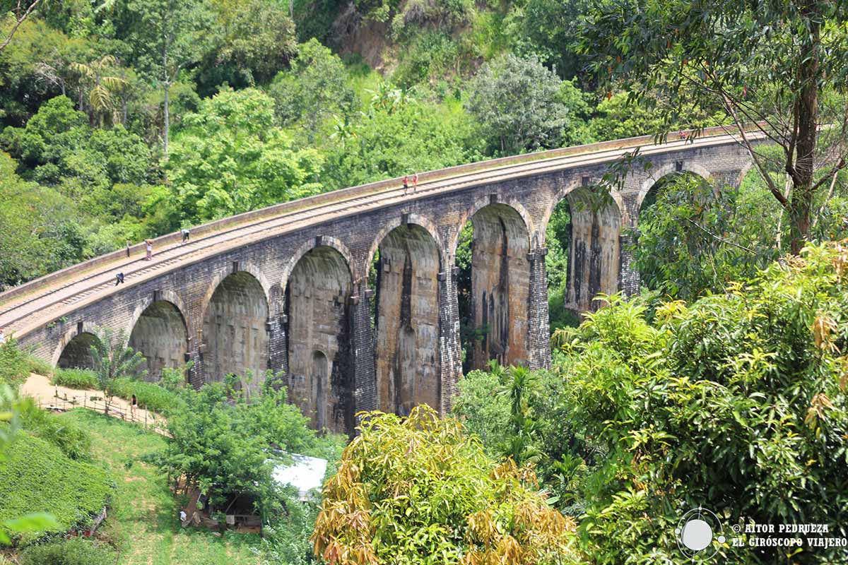 Nine Arches Bridge en Ella