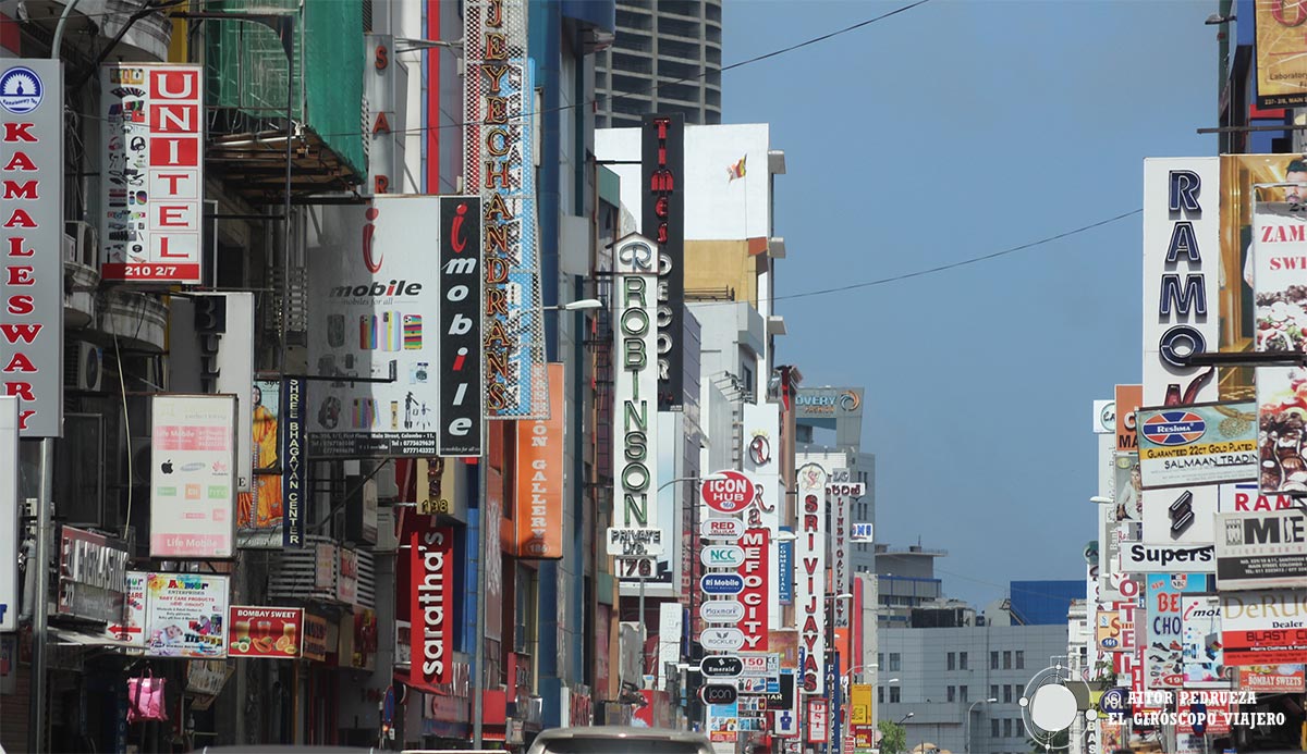 Centro bullicioso de Colombo